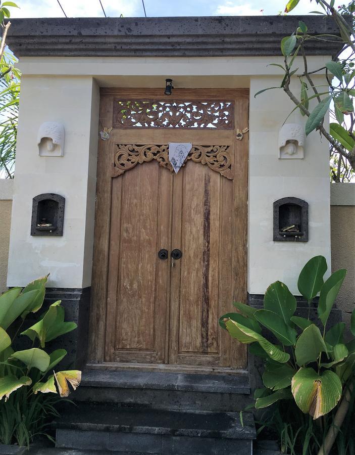 Indah Homestay Seminyak Kültér fotó